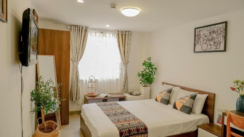 Hotel Galaxy Boutique Sai Gon - By Bay Luxury